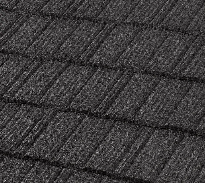 Pine Crest Shake in Charcoal